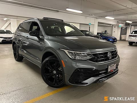 2023 Volkswagen Tiguan Comfortline R-Lin...