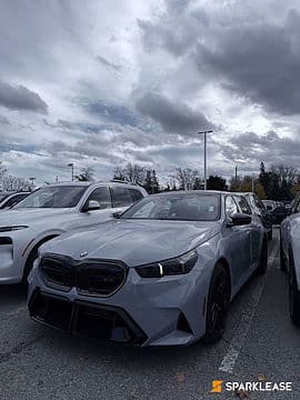 2025 BMW  M5  Sedan 现车