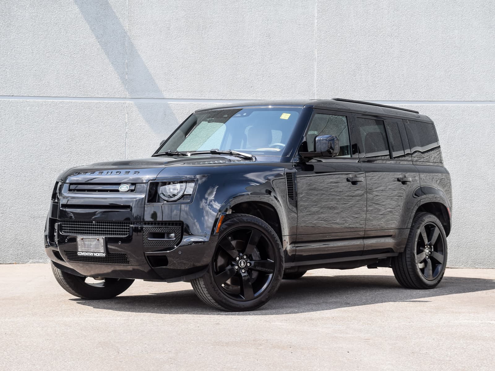 2025 Land Rover Defender 110 P400 X-Dynamic SE