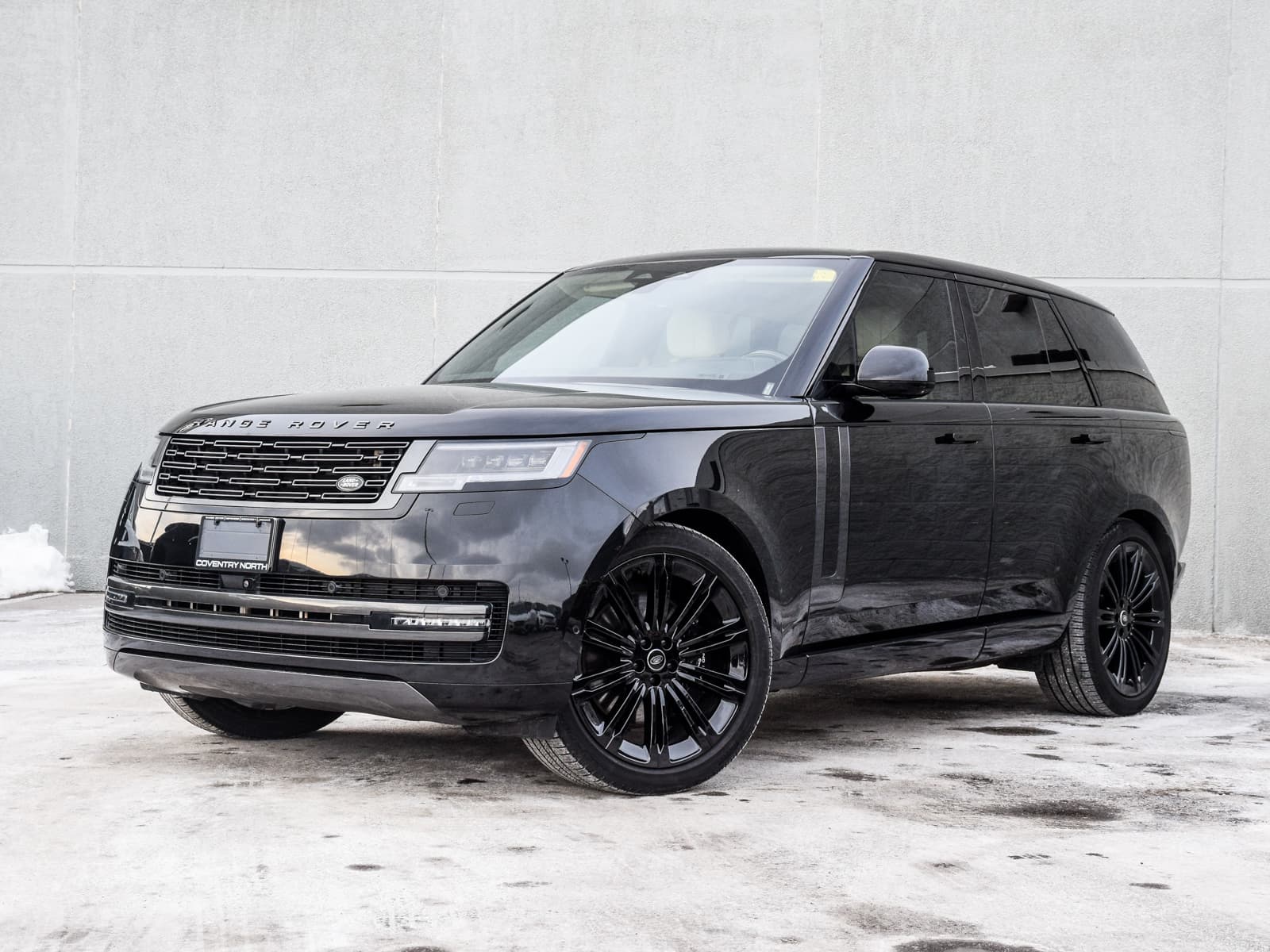 2025 Land Rover Range Rover P530 SE SWB