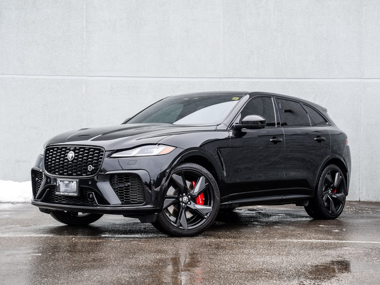 2025 Jaguar F-PACE SVR 575 Edition
