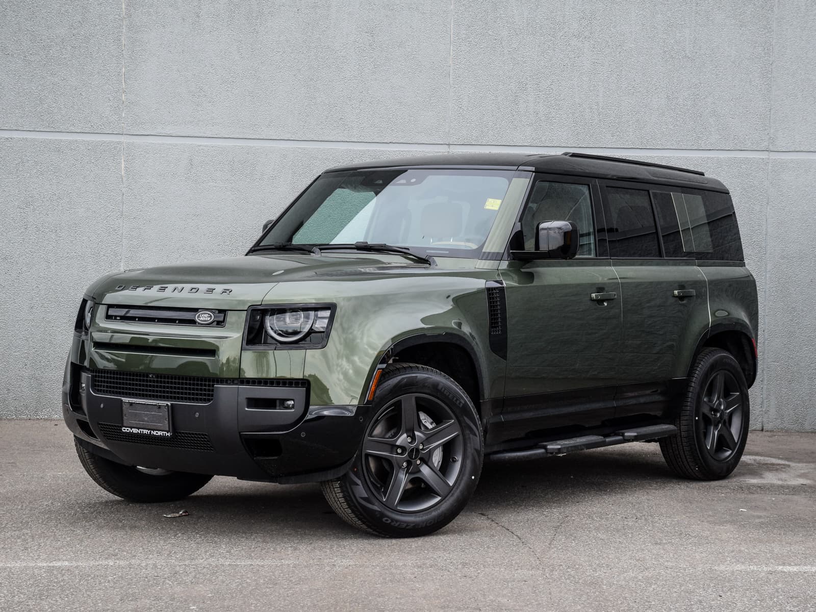2026 Land Rover Defender 110 X-Dynamic SE