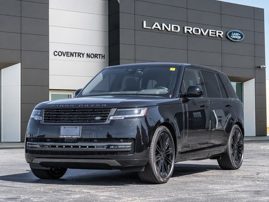 2026 Land Rover Range Rover SE Long Wheelbase Seven Seats