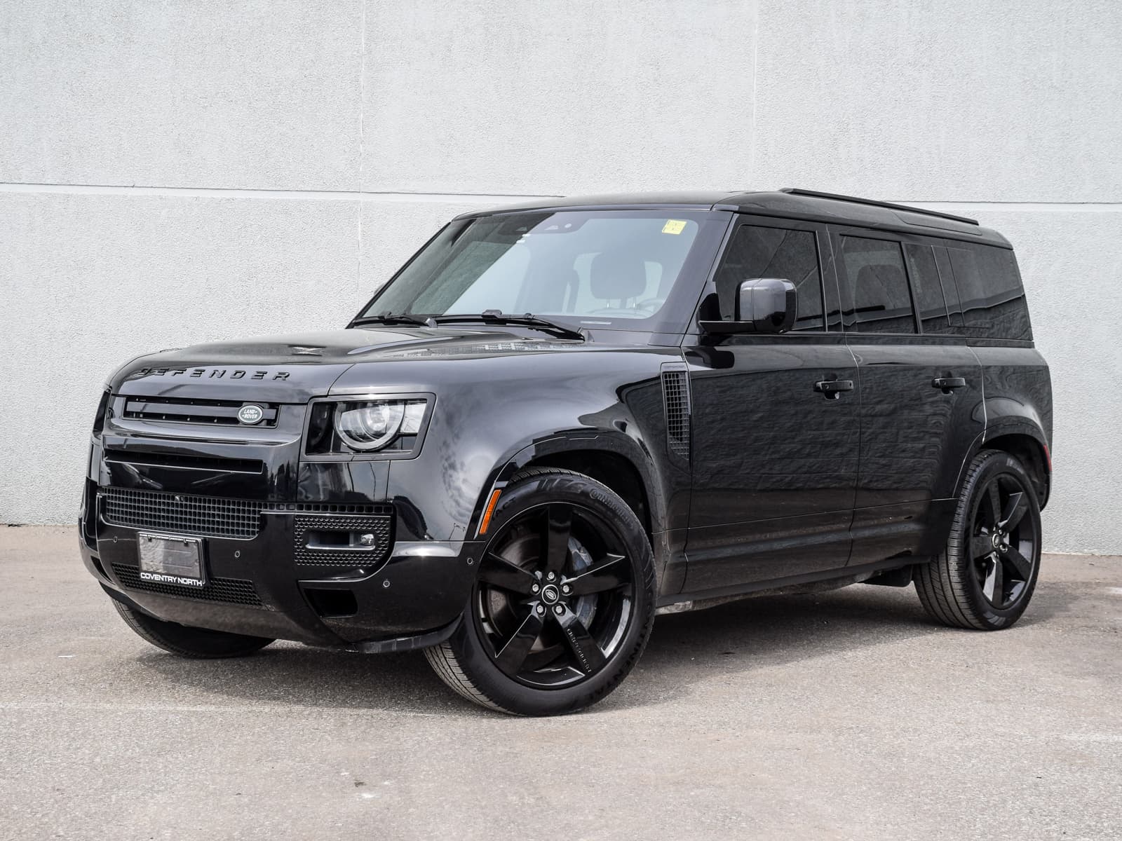 2025 Land Rover Defender 110 P400 X-Dynamic SE