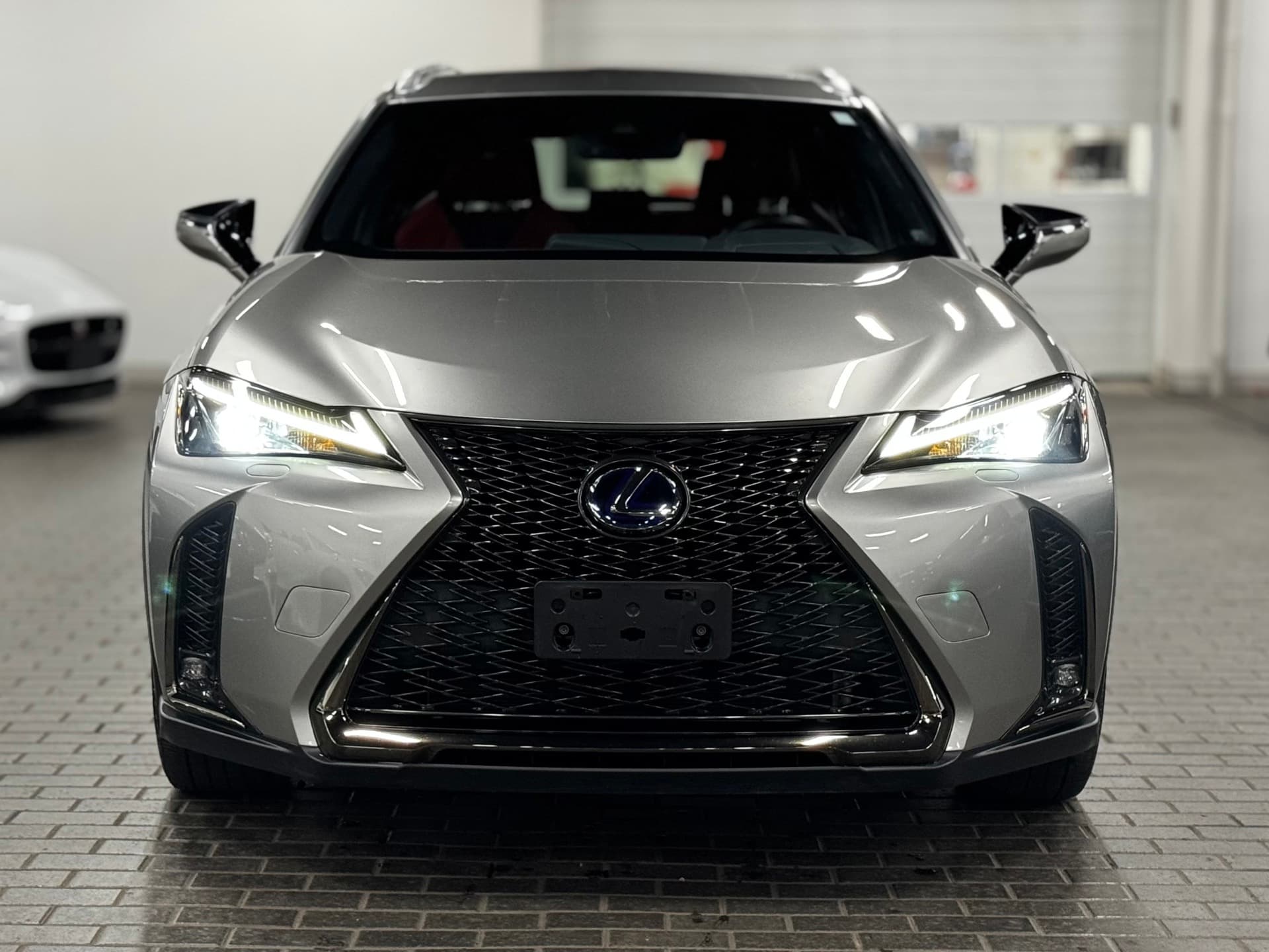 2020 Lexus UX 250h F SPORT | LCA