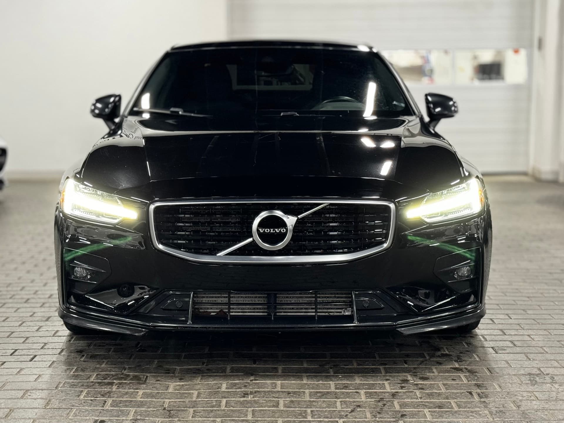 2020 Volvo S60 T6 R-Design