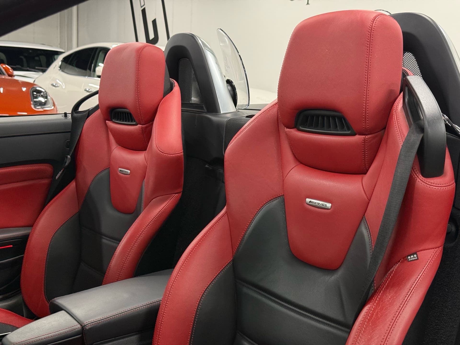 2013 Mercedes-Benz SLK-Class 2dr Roadster SLK 55 AMG
