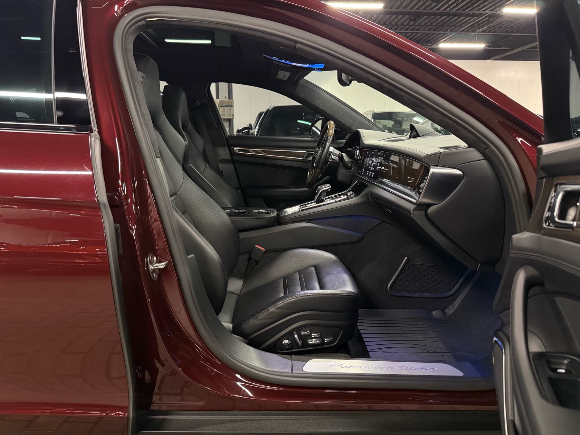 2018 Porsche Panamera Turbo Sport Turismo AWD