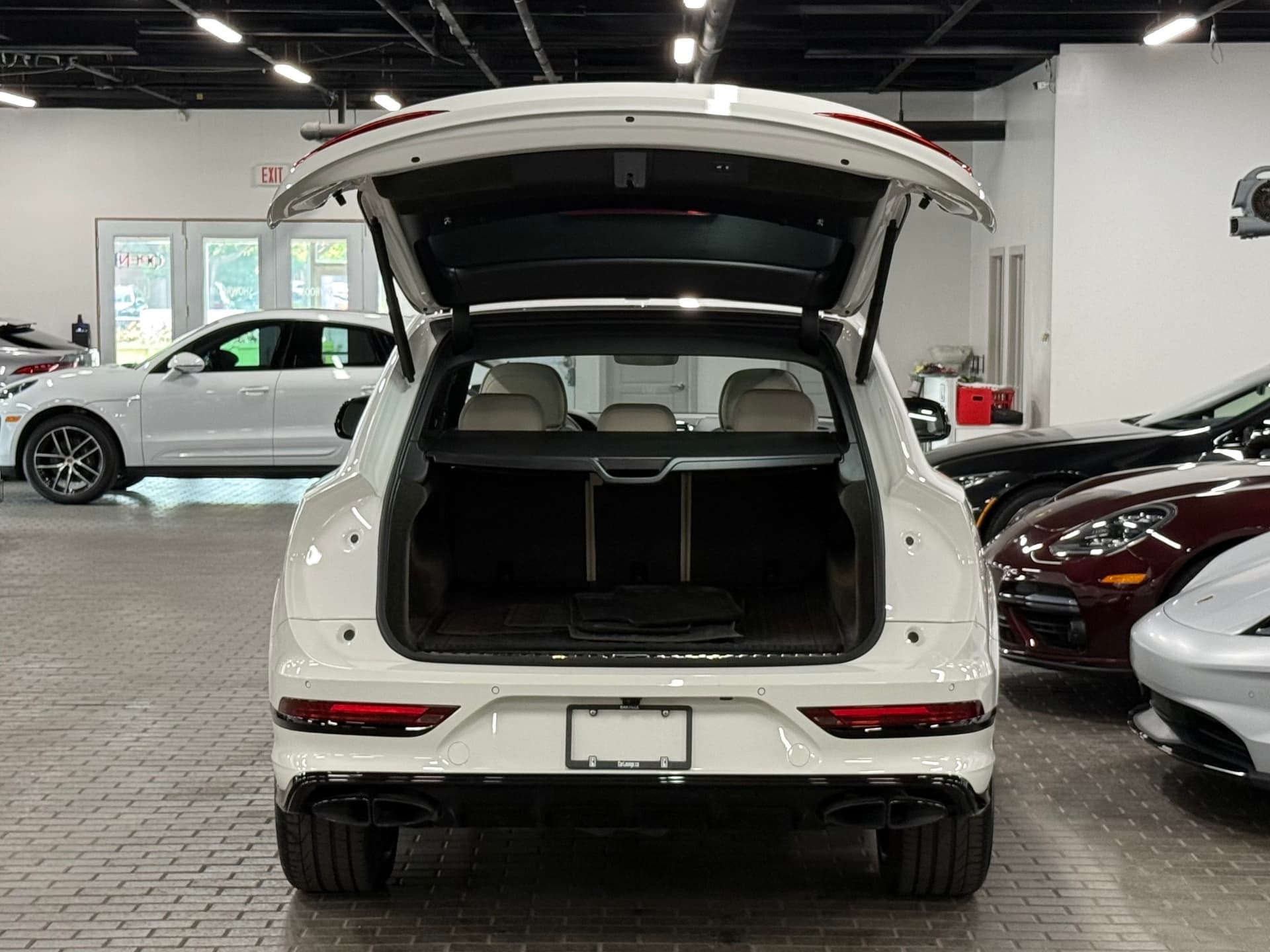 2022 Bentley Bentayga V8 AWD