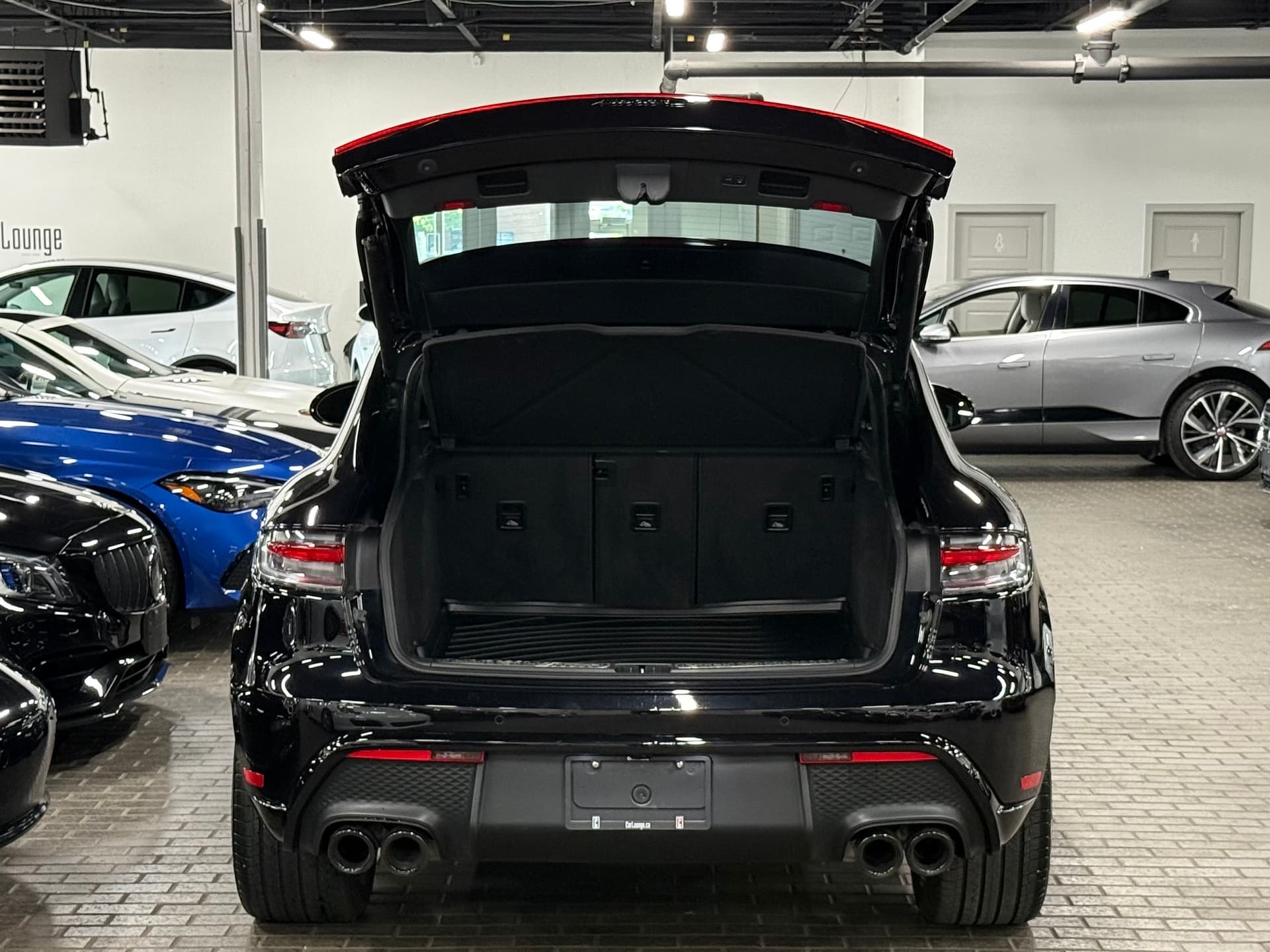 2023 Porsche Macan S AWD