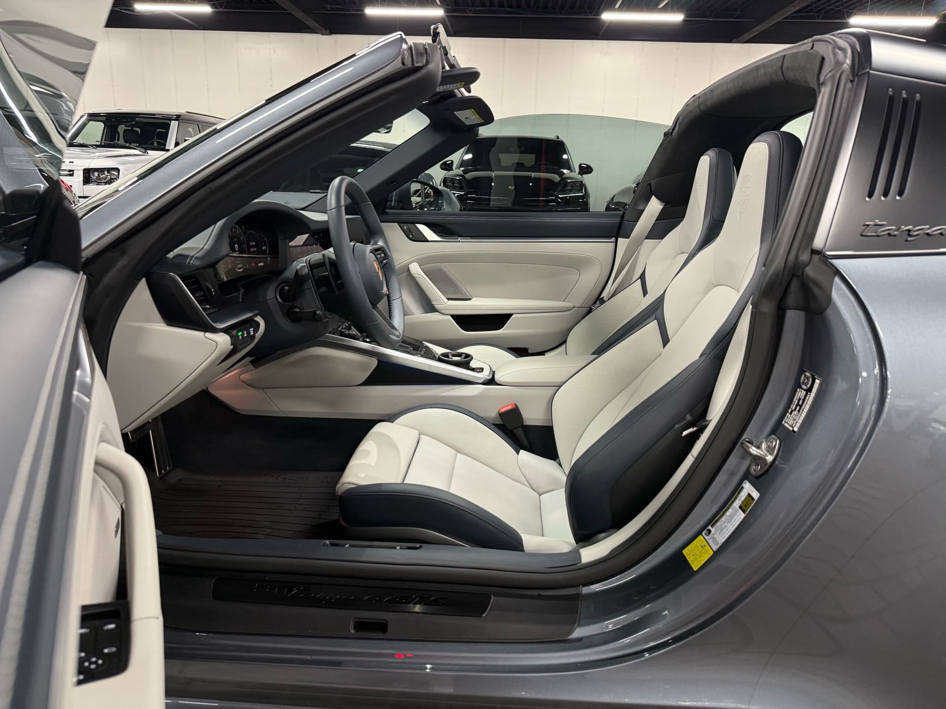 2025 Porsche 911 Targa 4 GTS