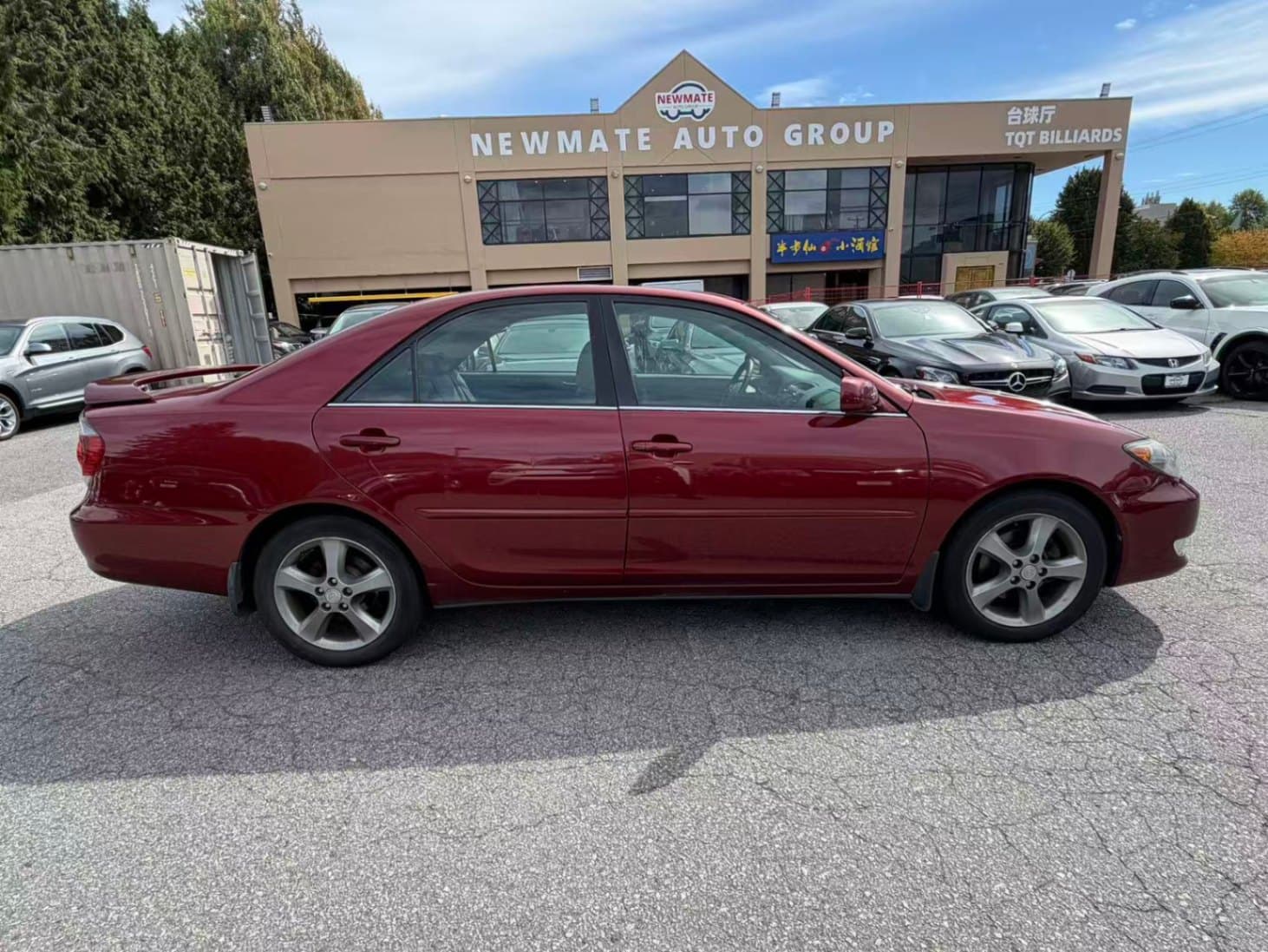 2005 Toyota Camry SE V6. LOCAL BC VEHICLE. RUNS GREAT.
