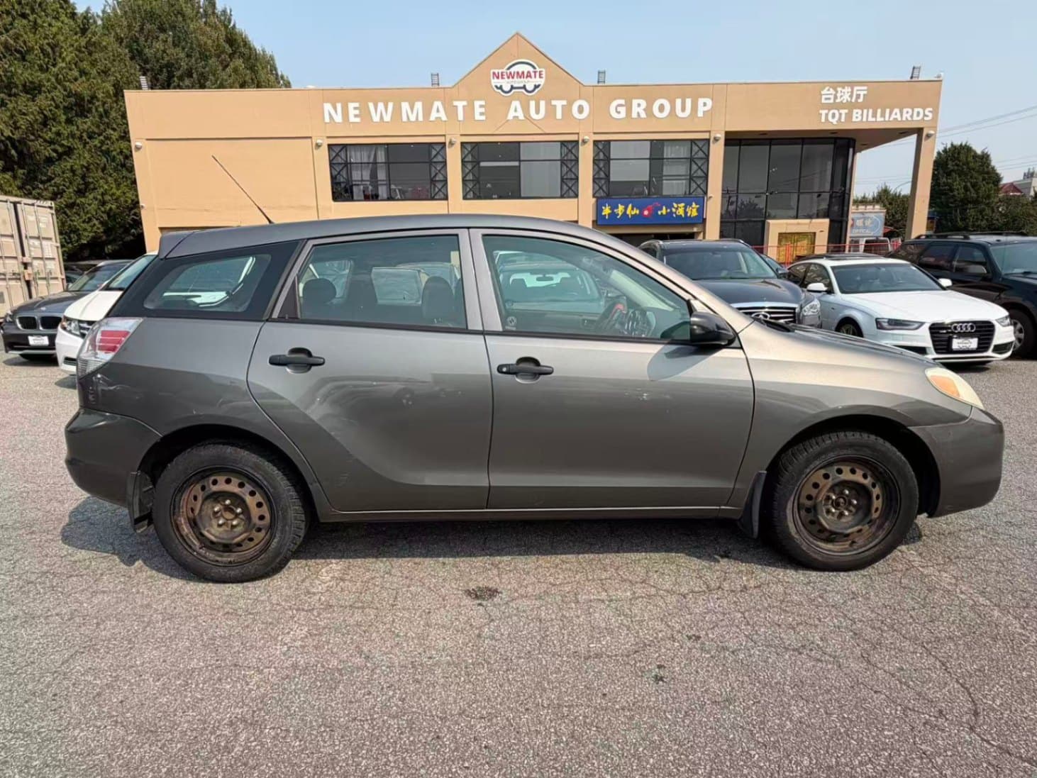 2006 Toyota Matrix XR 5MT. LOCAL BC VEHICLE. NO ACCIDENT. TRUE KMS UNKNOWN.