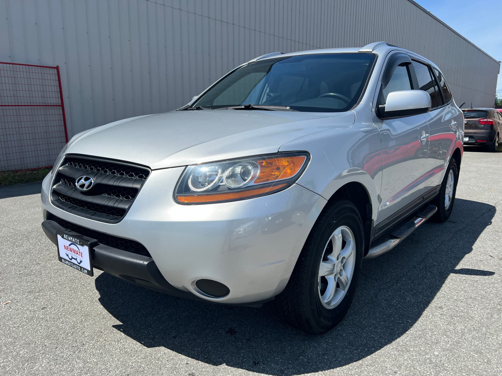 2008 Hyundai Santa Fe FWD 4dr 2.7L. ONE OWNER.