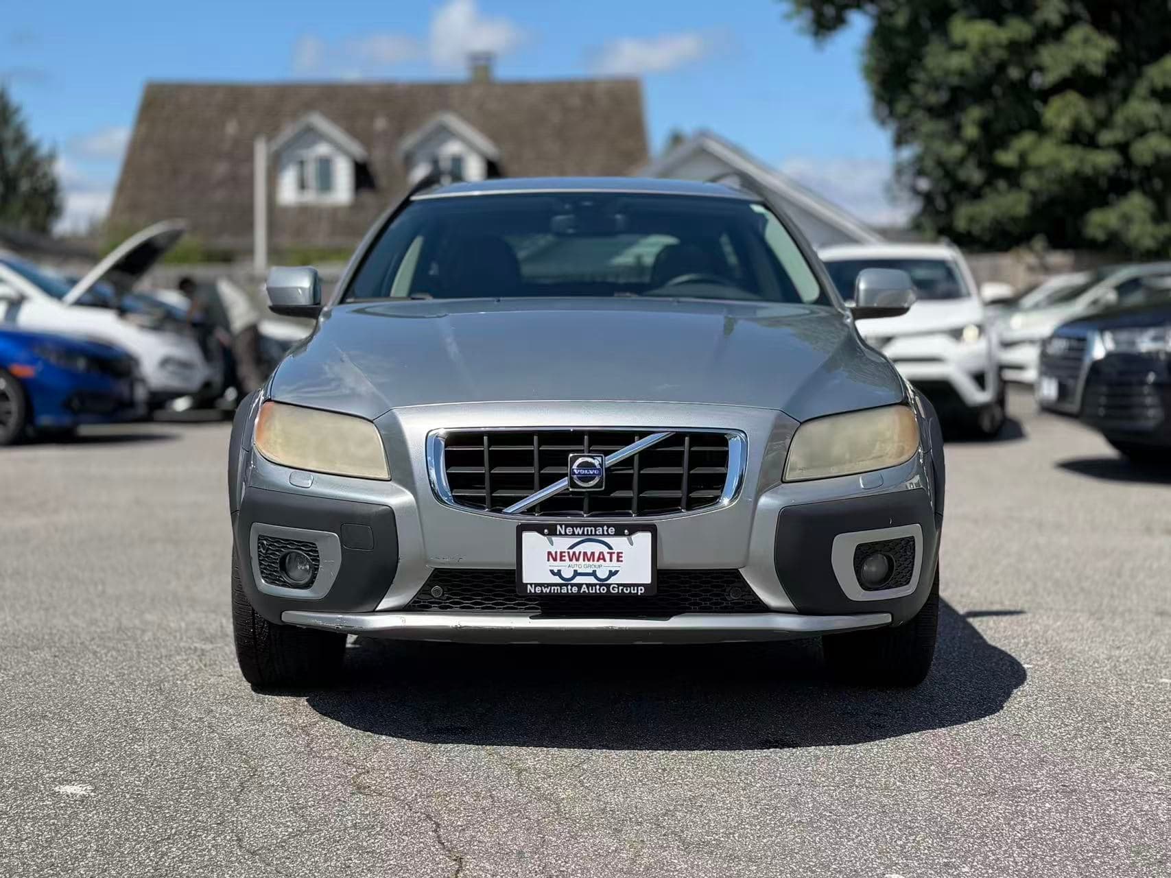 2008 Volvo XC70 ONE OWNER. RUNS GREAT.