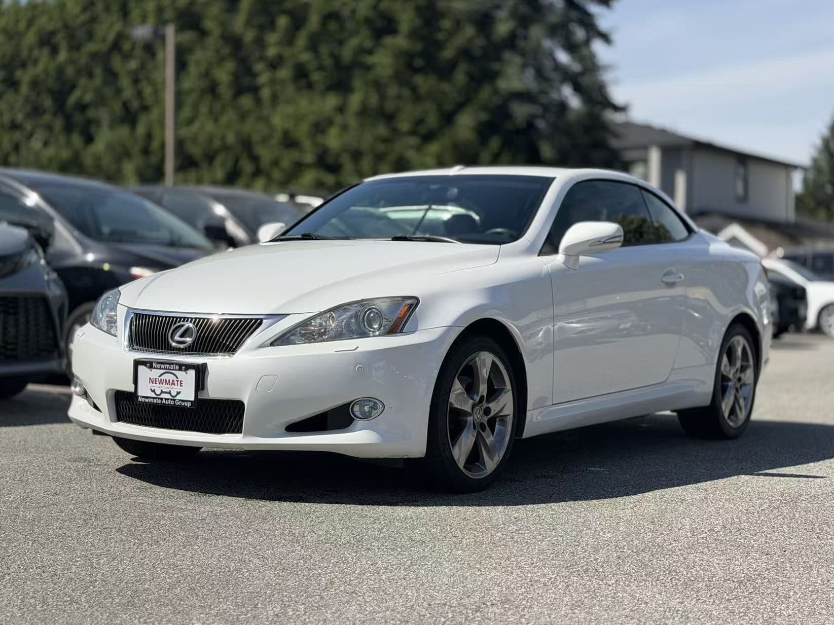 2010 Lexus IS IS 250 Convertible. LOCAL BC VEHICLE. LOW KILOMETRES.