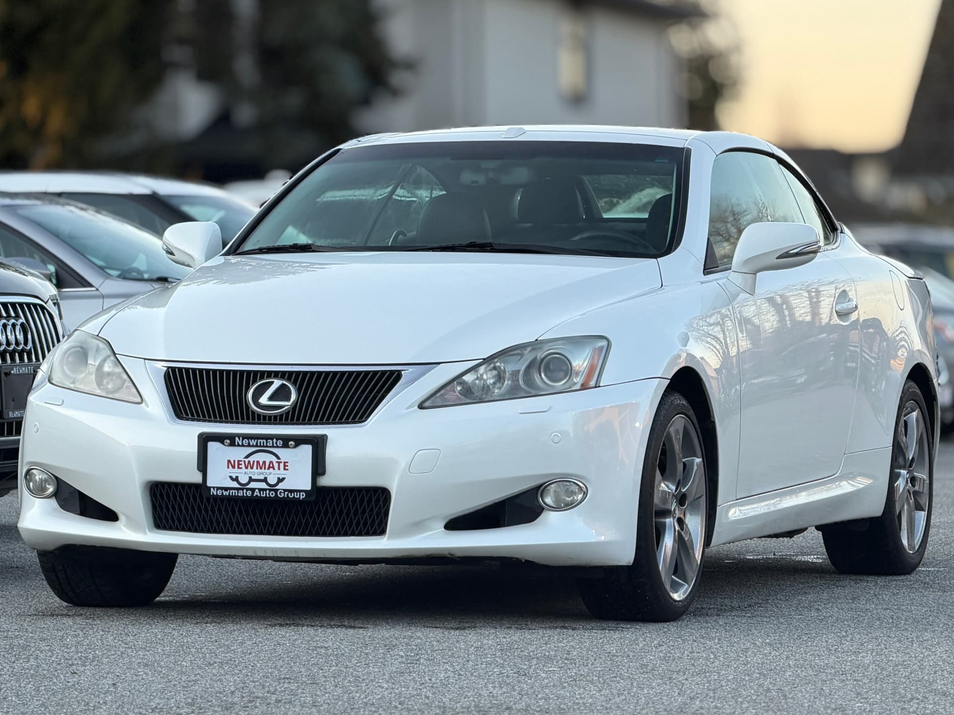 2010 Lexus IS IS 350 Convertible. LOCAL BC VEHICLE. SERVICE DONE.