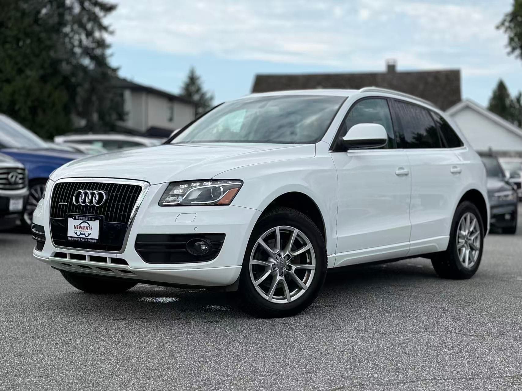 2011 Audi Q5 3.2L quattro Premium. LOCAL BC VEHICLE.