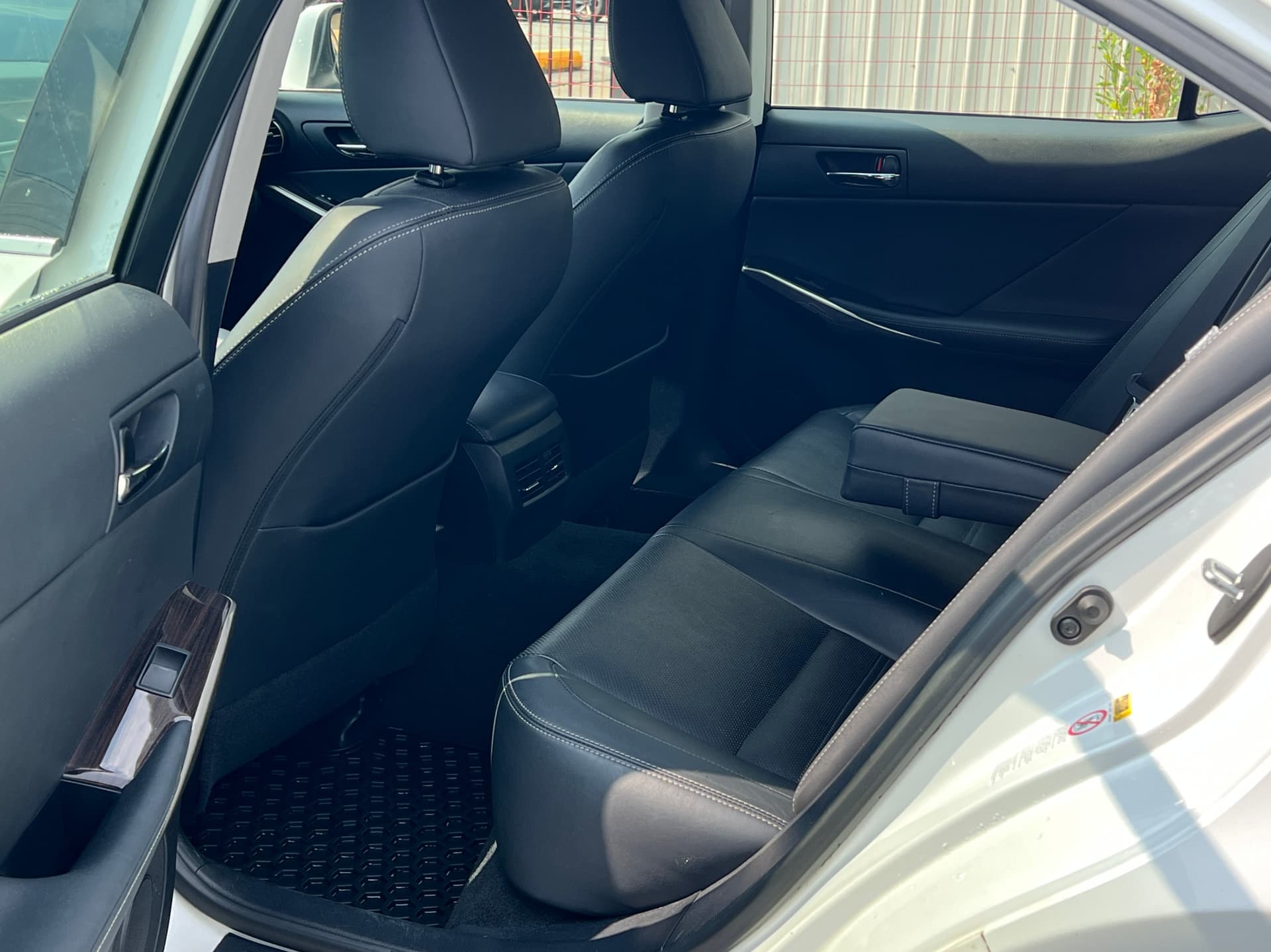 2015 Lexus IS 250 4dr Sdn AWD. BC LOCAL ...