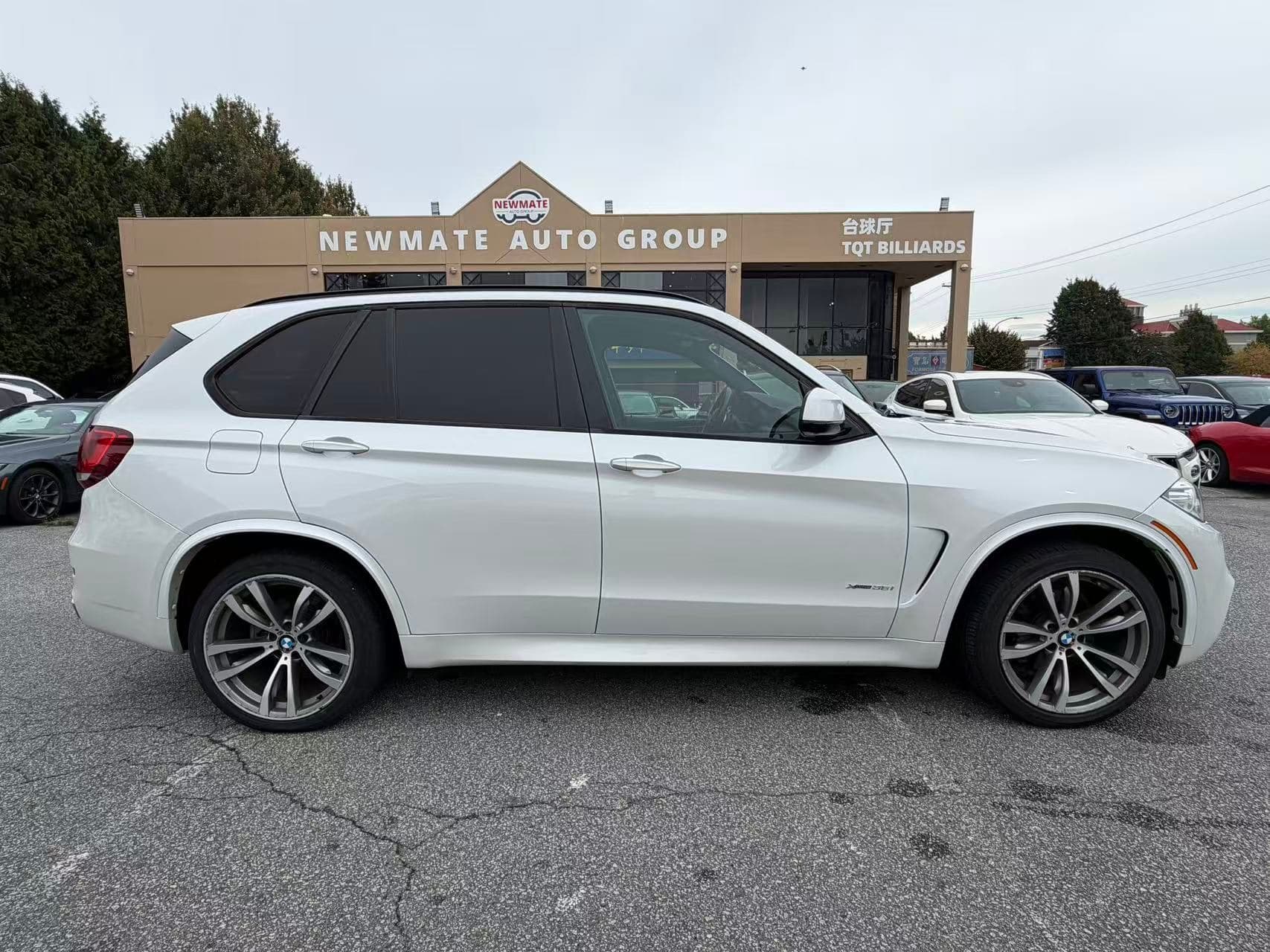 2016 BMW X5 35i xDrive. LOCAL BC VEHICLE. M SPORT PACKAGE.