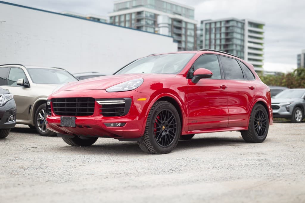 2016 Porsche Cayenne GTS. LOCAL BC VEHICLE. ONE OWNER. LOW KILOMETRES.