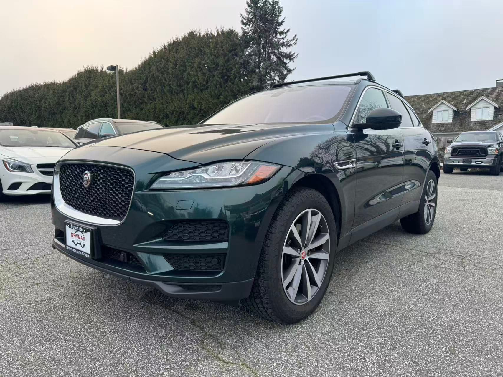2017 Jaguar F-PACE AWD Prestige. LOCAL B...