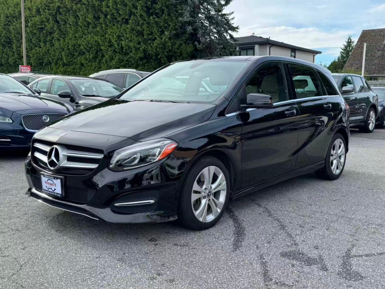 2019 Mercedes-Benz B-Class B 250 4MATIC Sports Tourer. ONE OWNER. BC LOCAL VEHICLE.