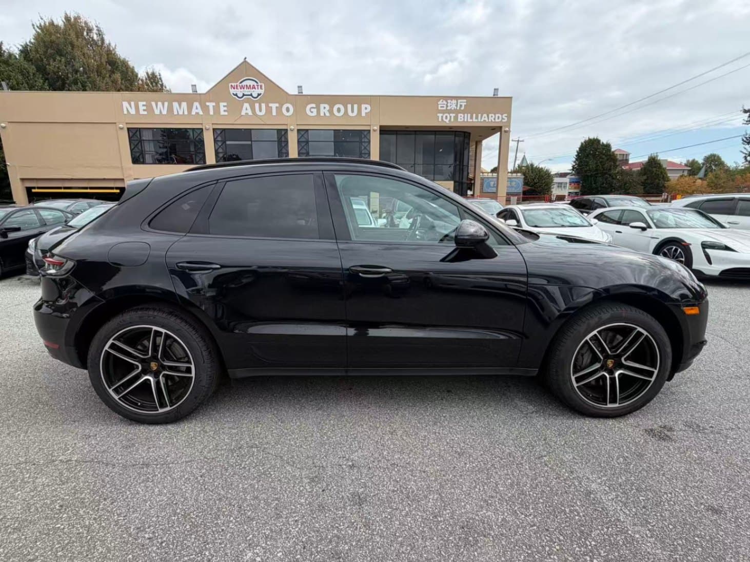 2019 Porsche Macan S. LOCAL BC VEHICLE. NO ACCIDENT. SERVICE DONE.