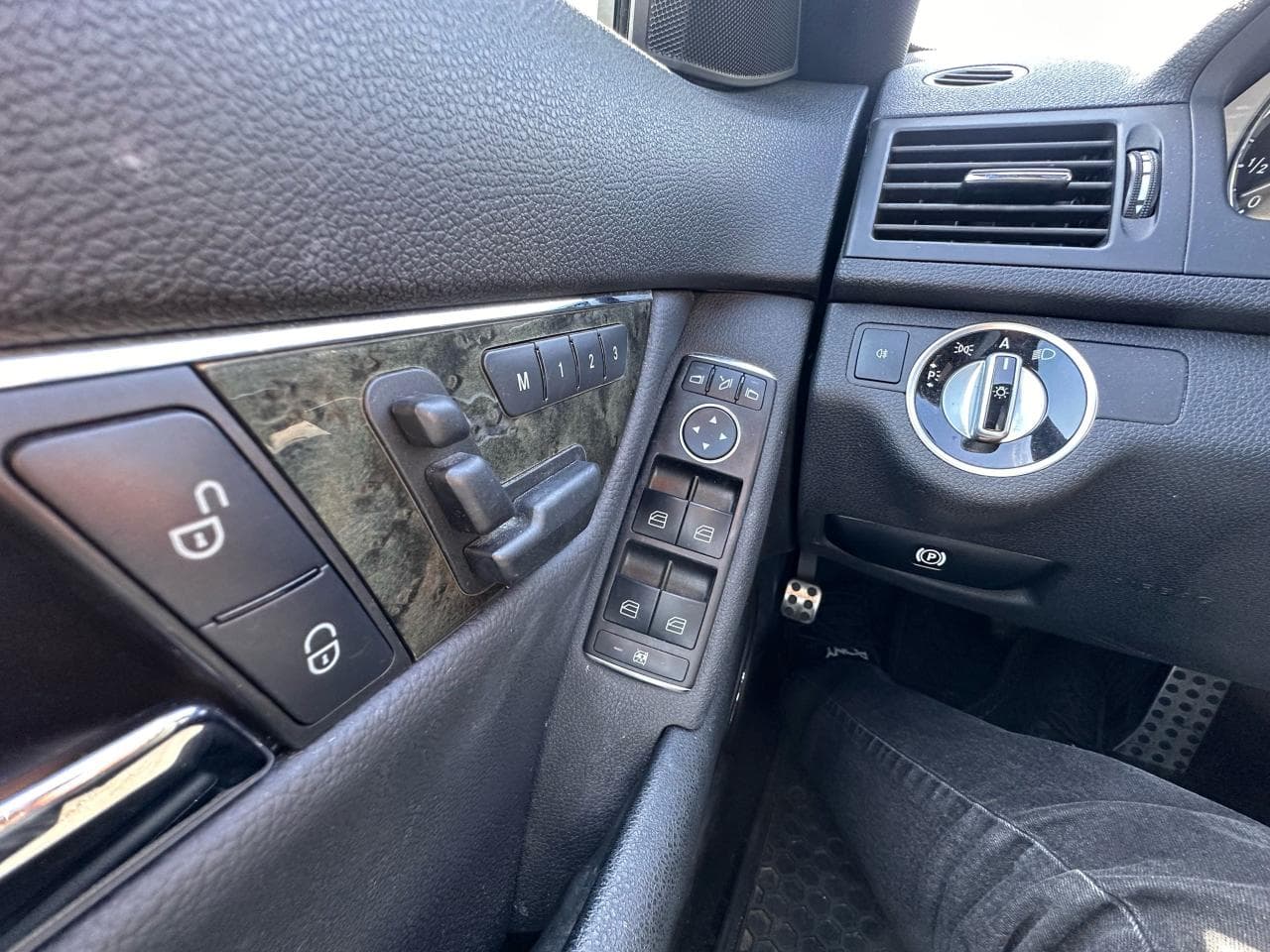 2011 Mercedes-Benz C-Class C 300