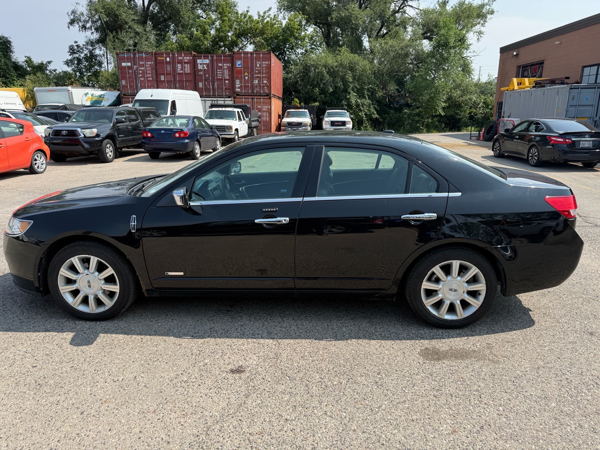 2012 Lincoln MKZ Hybrid FWD 4dr Sdn