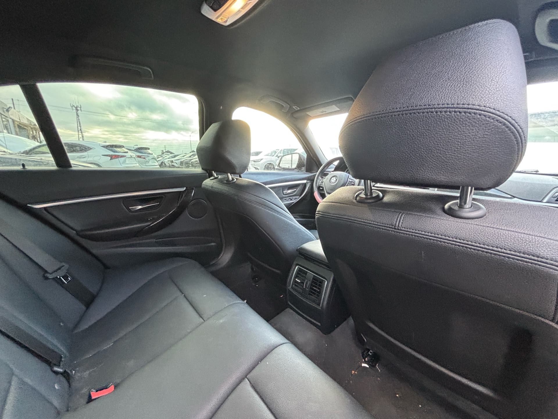 2018 BMW 3-Series 330i xDrive Sedan