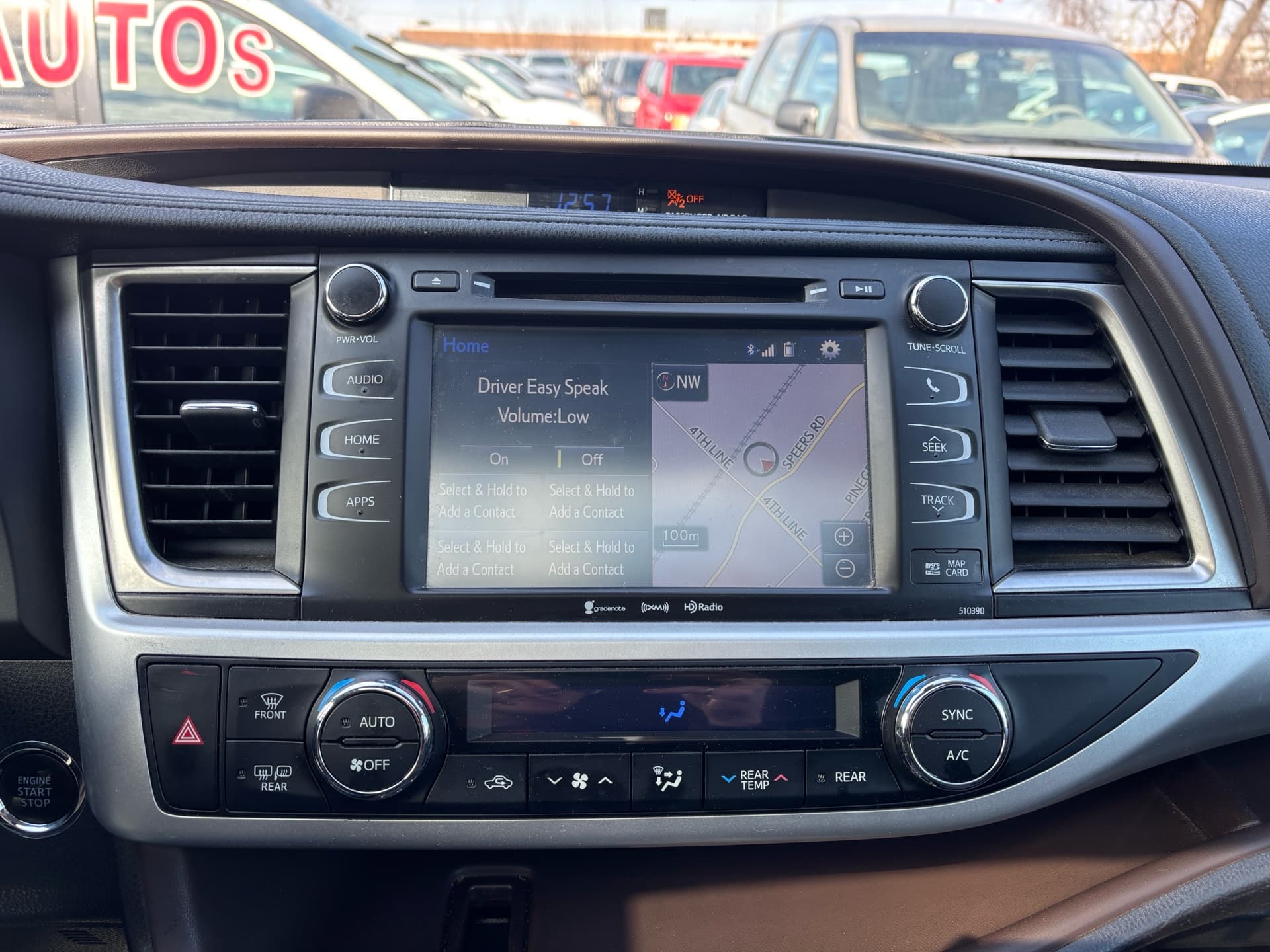 2019 Toyota Highlander AWD XLE, 8 Passenger, Navi,