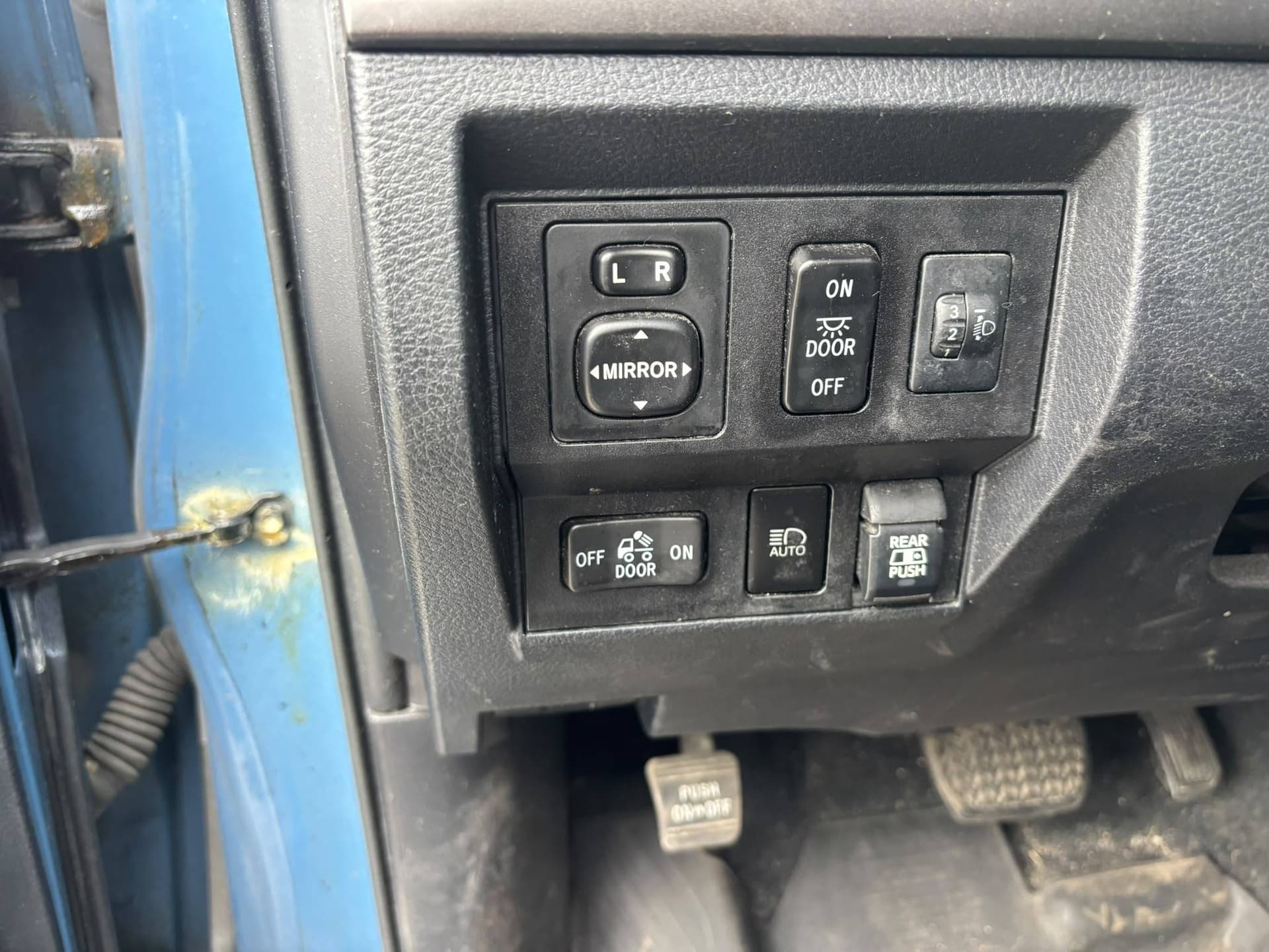 2019 Toyota Tundra 5.7L 4x4 Double Cab SR5 Plus
