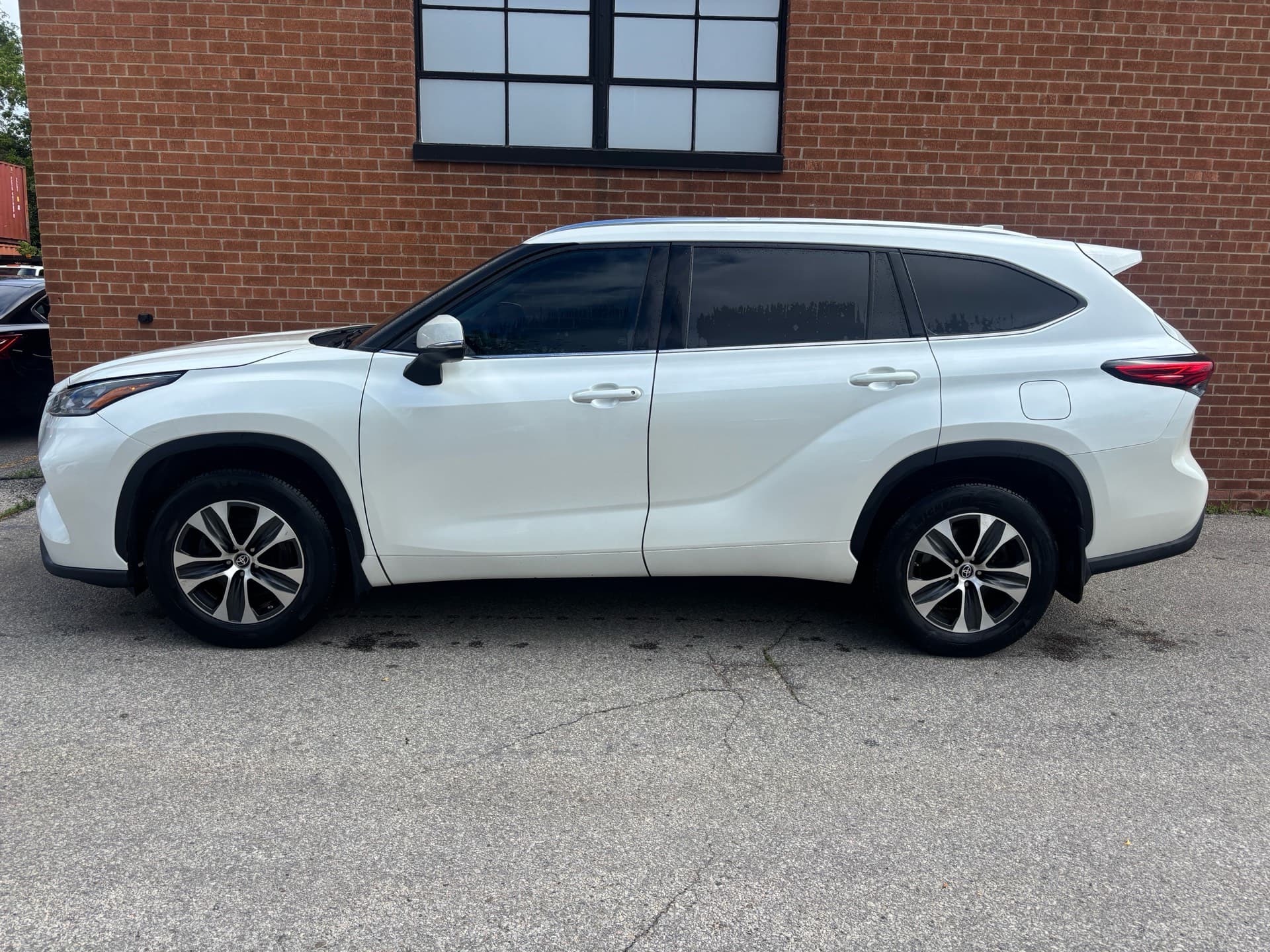 2021 Toyota Highlander XLE AWD