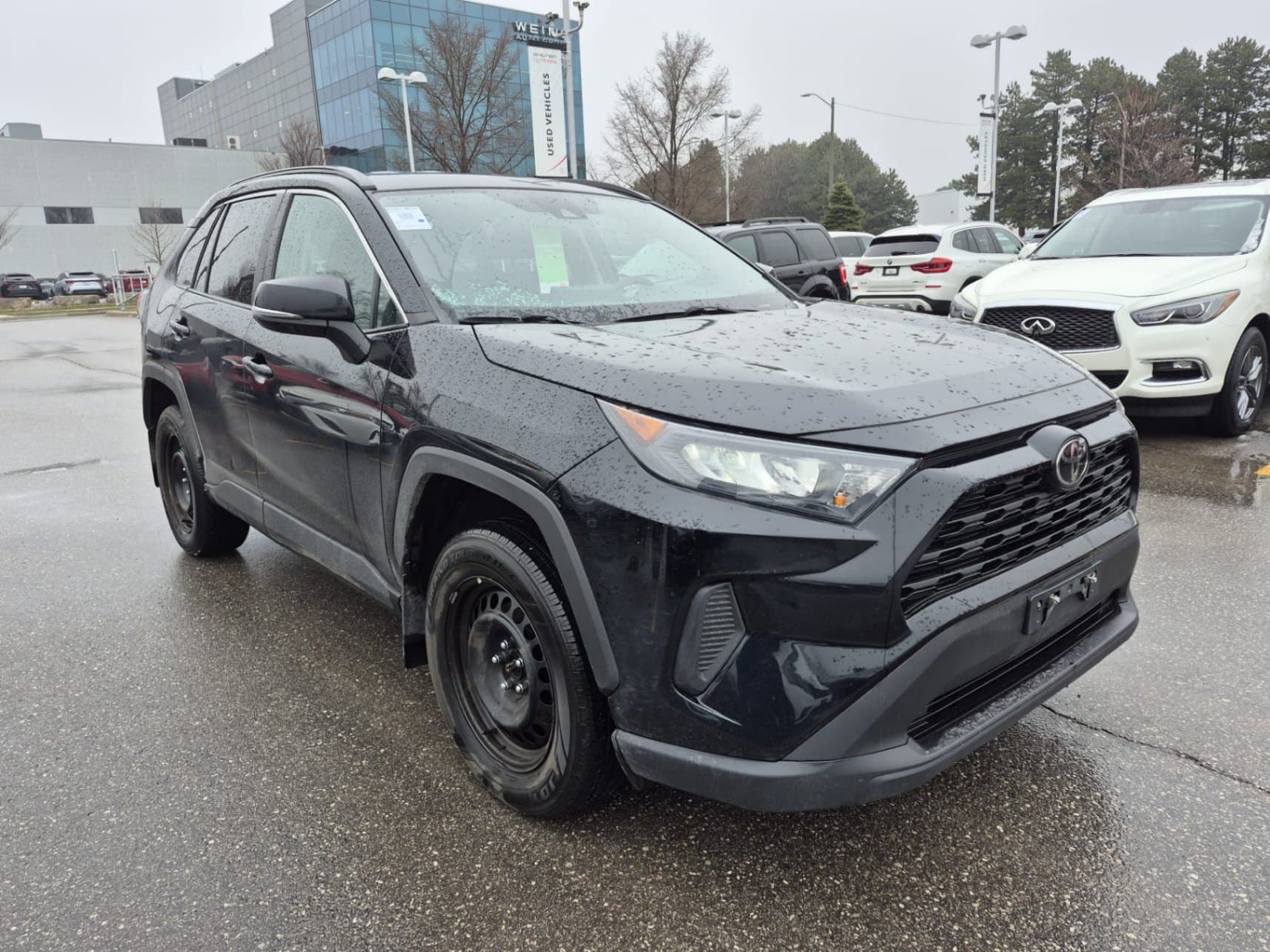 2021 Toyota RAV4 LE AWD