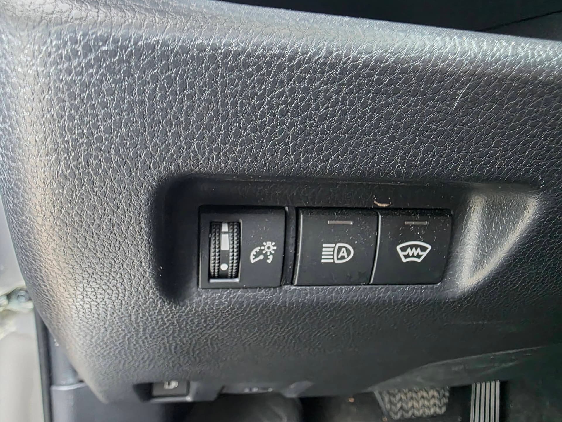 2025 Toyota RAV4 Hybrid LE AWD