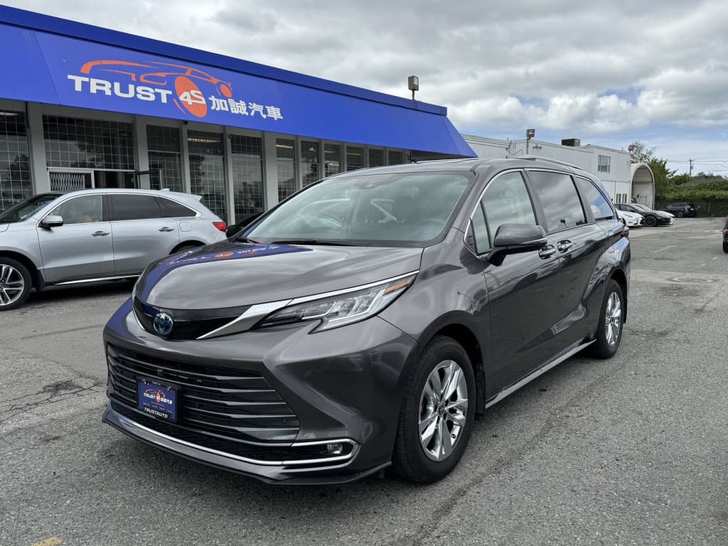 2022 Toyota Sienna Limited