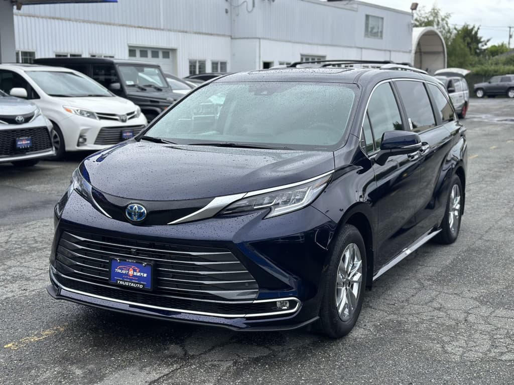 2024 Toyota Sienna sienna limited awd