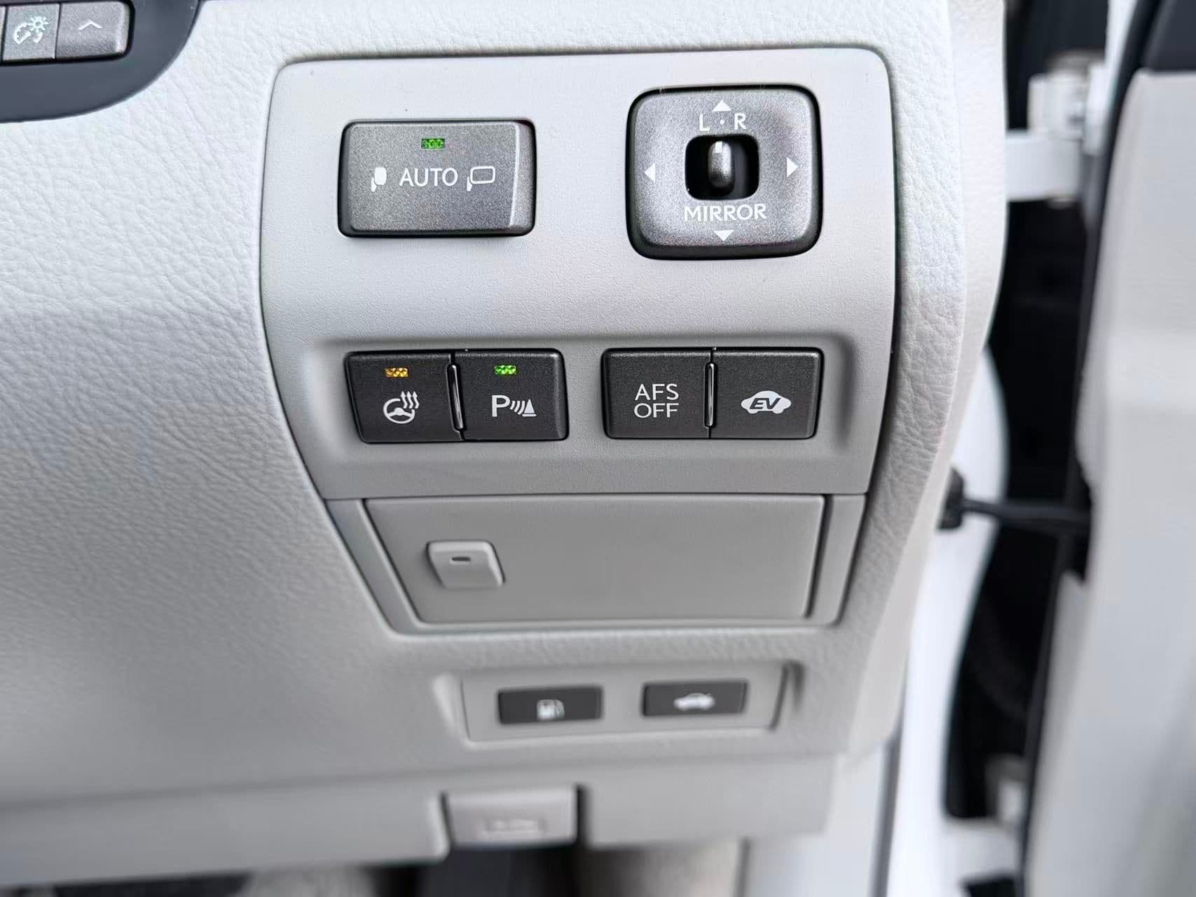 2007 Lexus LS600H AWD/ CLEAN TITLE/ Apple Carplay/ RIGHT HAND DRIVE