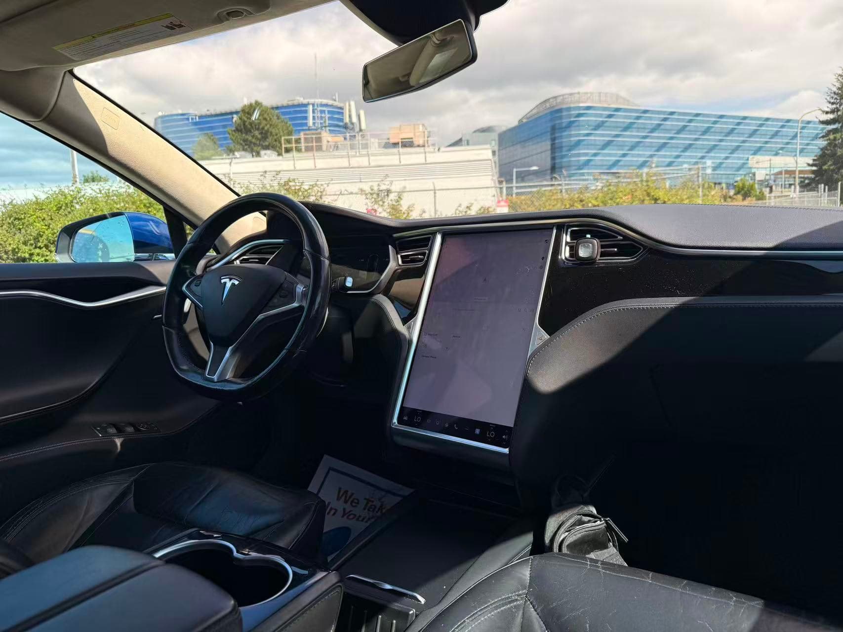 2015 Tesla Model S AWD 85D/ CLEAN TITLE/ BC LOCAL