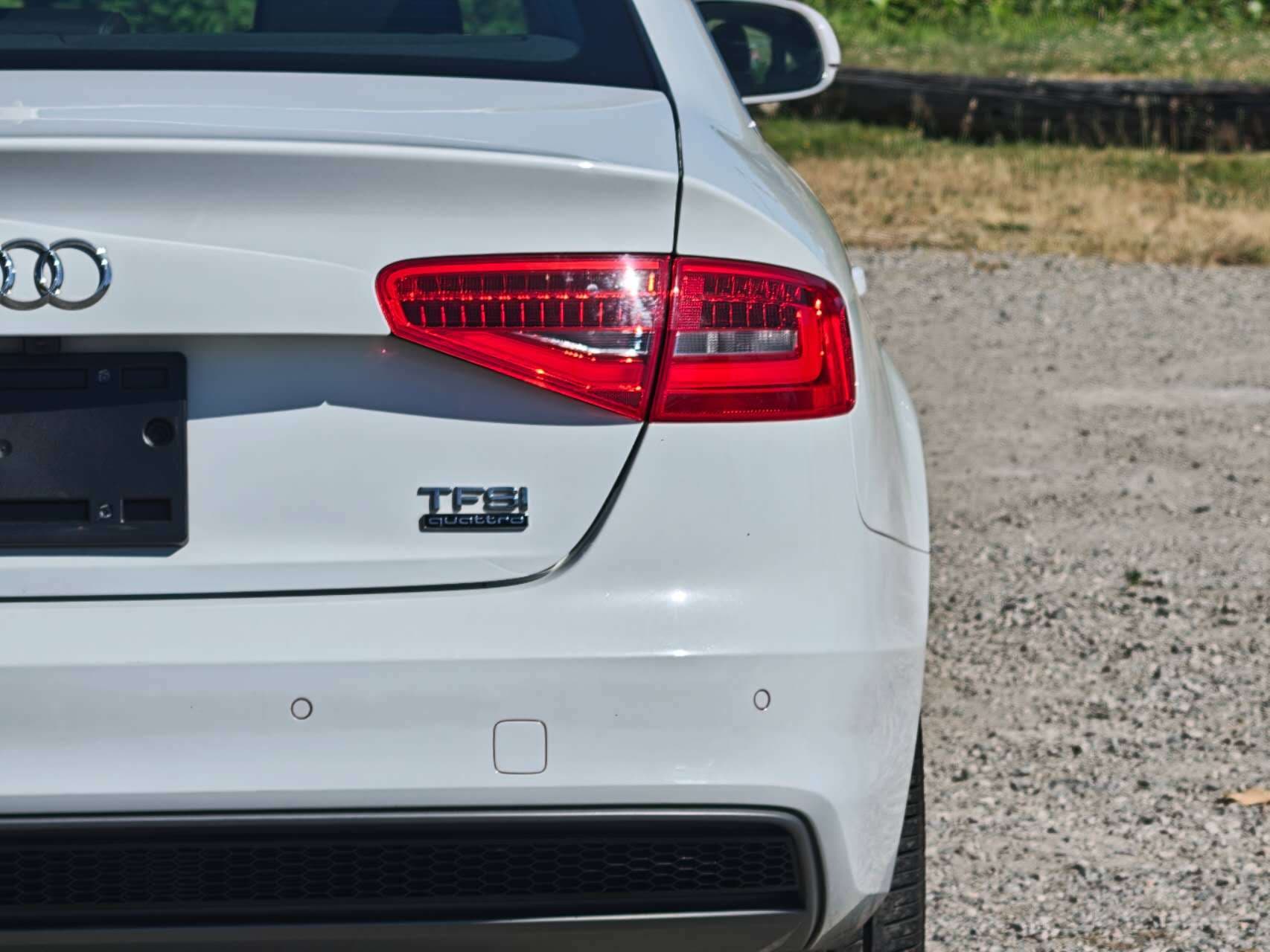 2016 Audi A4 Technik plus quattro/ CLEAN TITLE/ BC LOCAL