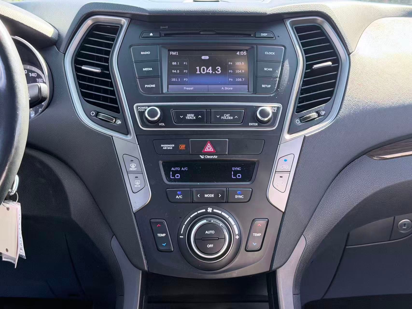 2018 Hyundai Santa Fe Sport SE AWD/ CLEAN TITLE/ BC LOCAL