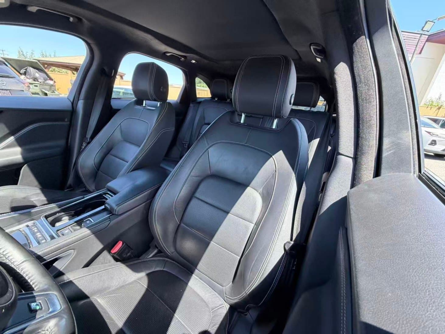 2018 Jaguar F-PACE 30t AWD R-Sport/ NO ACCIDENT/ BC LOCAL