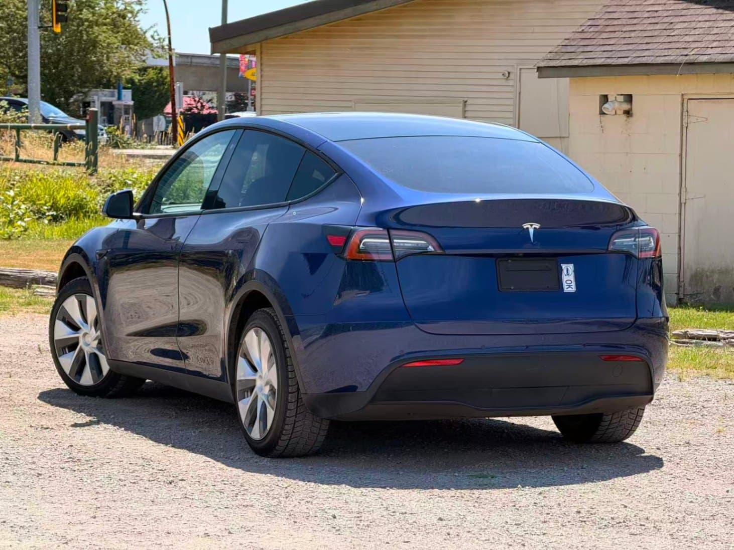 2020 Tesla Model Y Long Range AWD/ CLEAN TITLE/ BC LOCAL