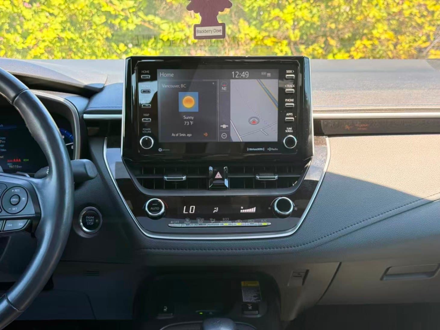 2020 Toyota Corolla SE AUTO/ CLEAN TITLE/ BC LOCAL