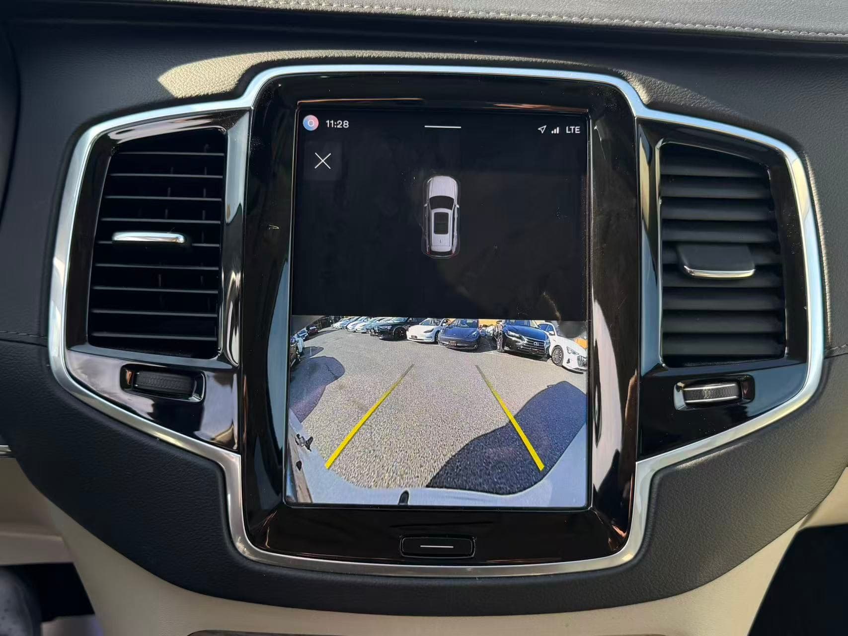 2023 Volvo XC90 Ultimate Dark Theme 7-Seater/ CLEAN TITLE/ EXTRA SET OF TIRE/ BOWER& WILKINS
