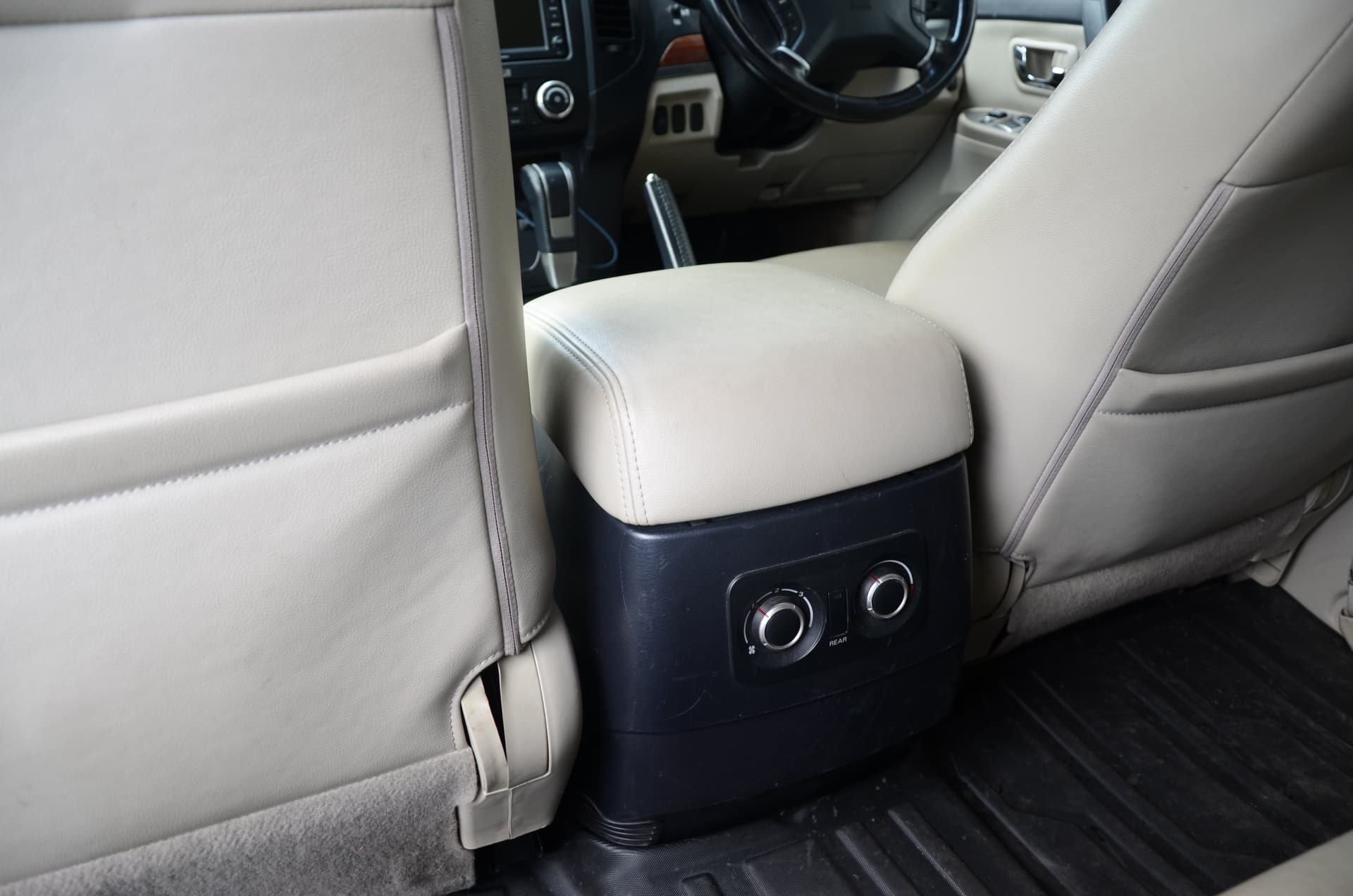 2006 Mitsubishi Pajero 3.8L V6
