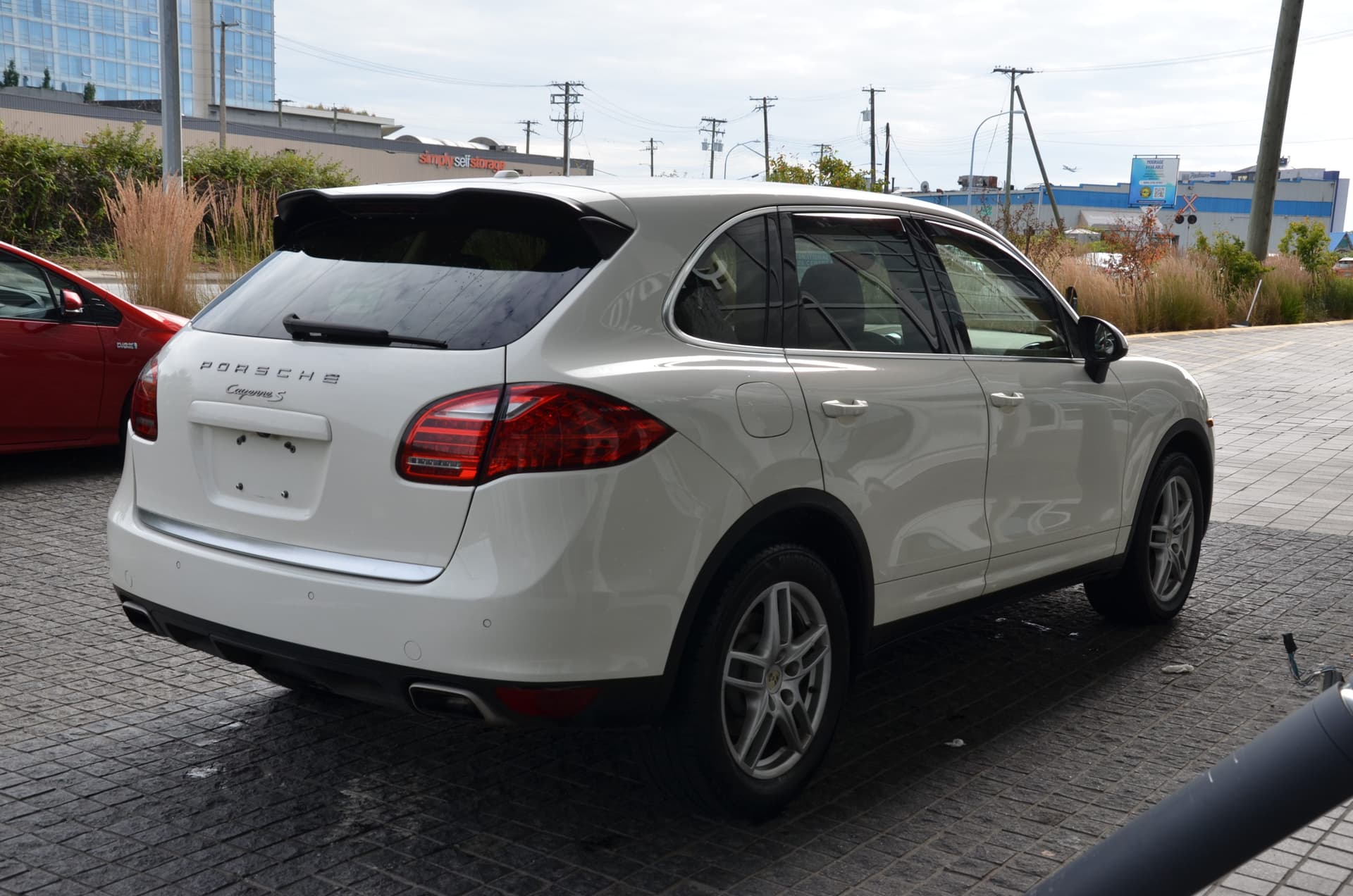 2011 Porsche Cayenne AWD 4dr S