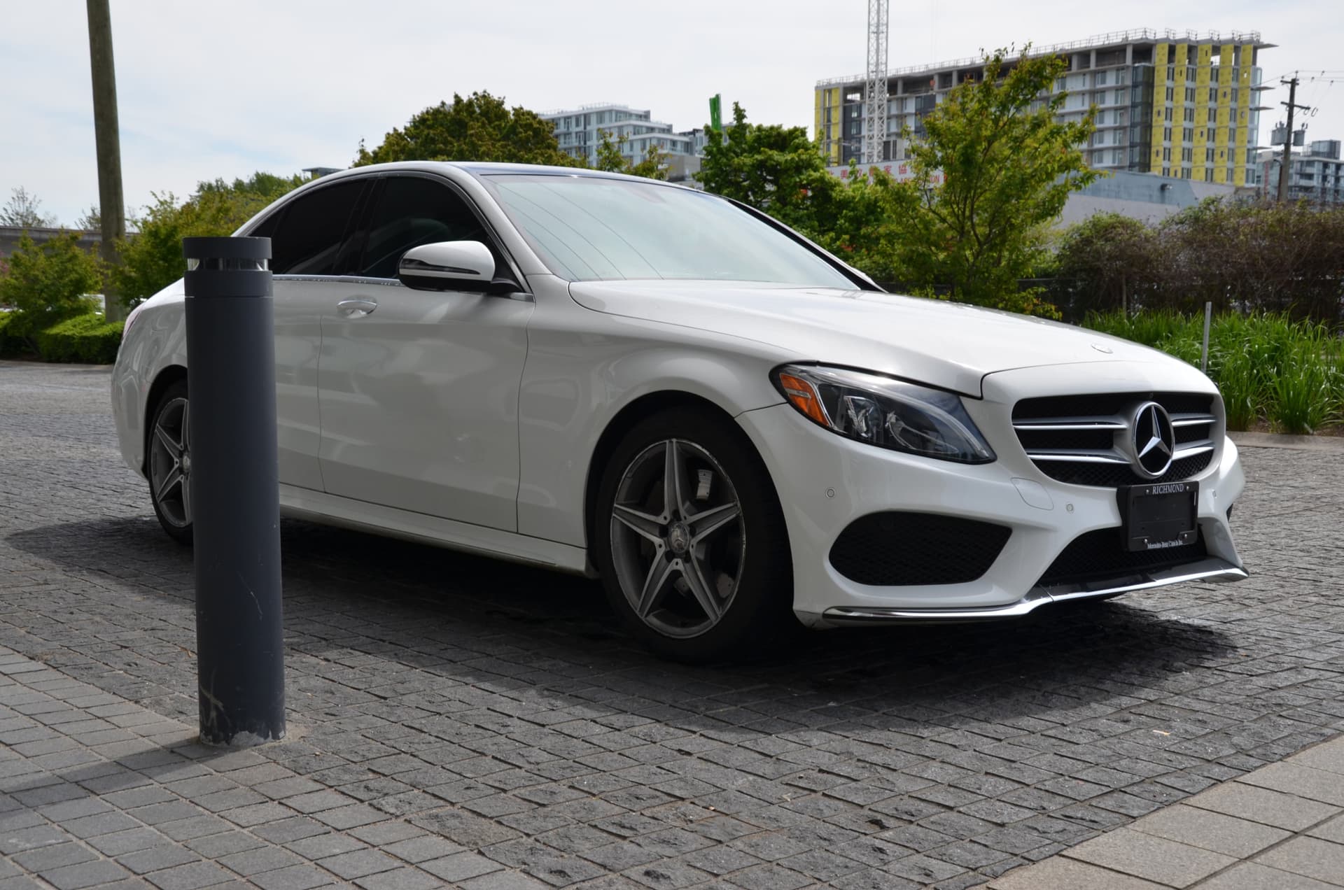 2016 Mercedes-Benz C-Class 4dr Sdn C 300 4MATIC