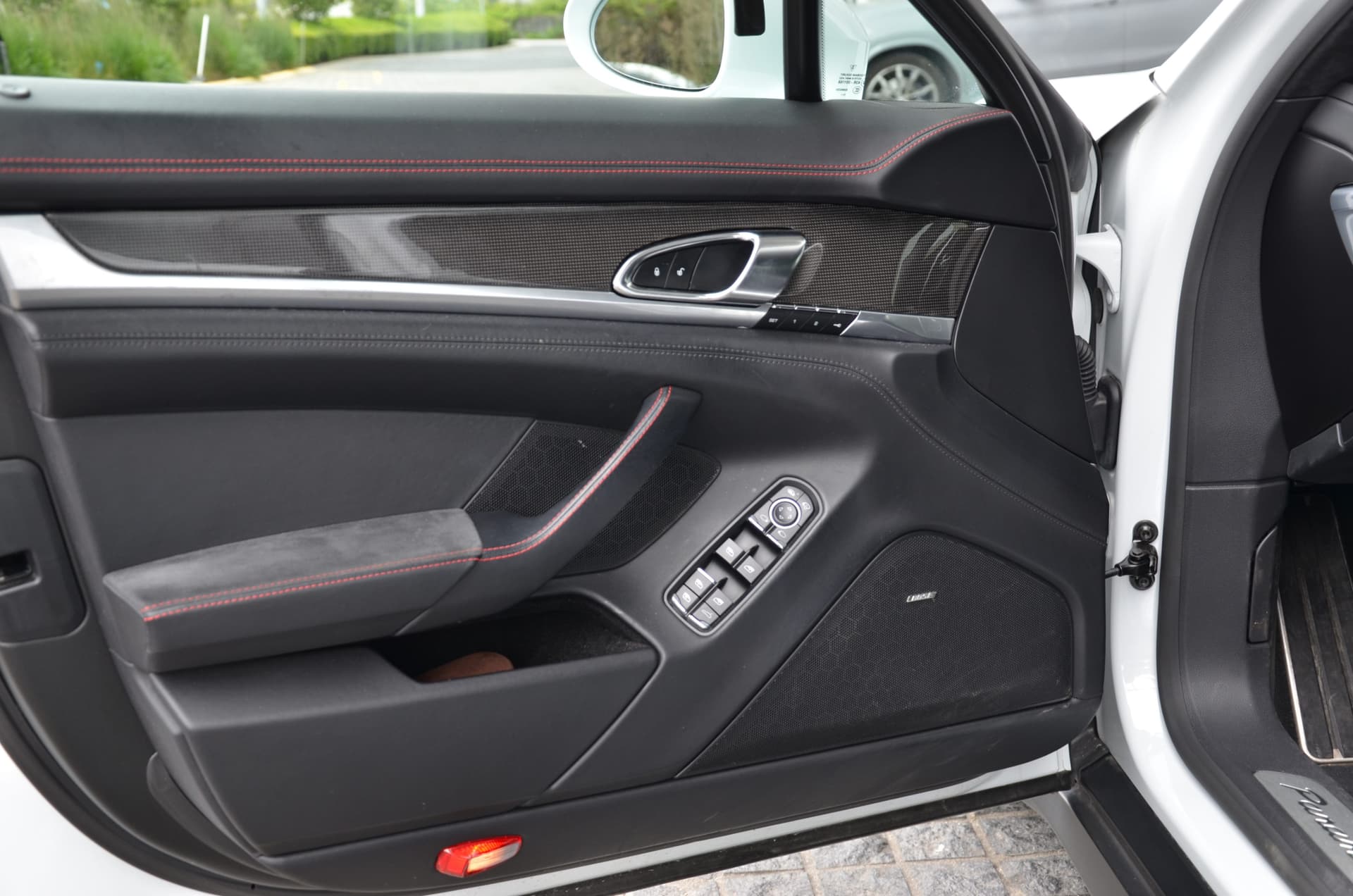 2016 Porsche Panamera 4dr HB GTS